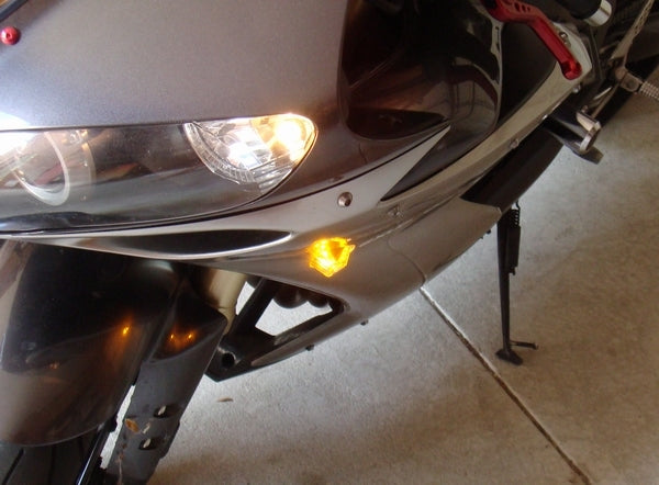 2021 + Yamaha R7 MT-07 2024 + Tenere 700 Clear Aero LED Turn Signals Flush Mount