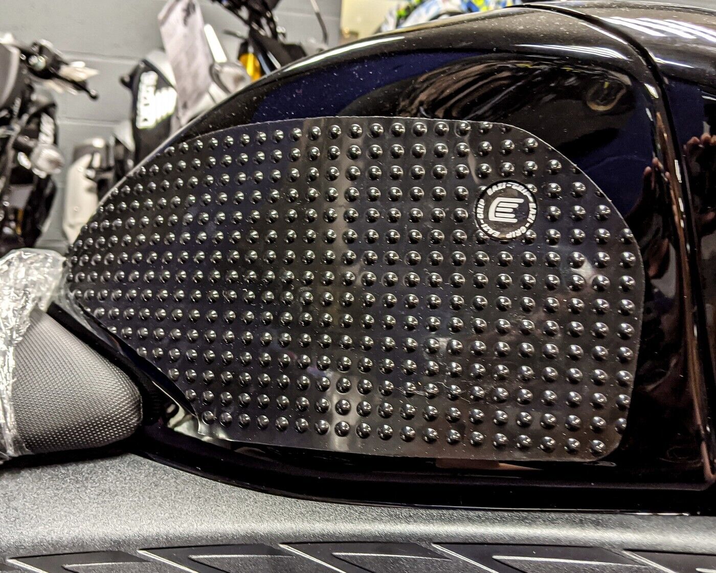 2021 + Suzuki HAYABUSA Eazi-Grip Evo Tank Grips Traction Pads GSX1300R Gen 3 - Clear