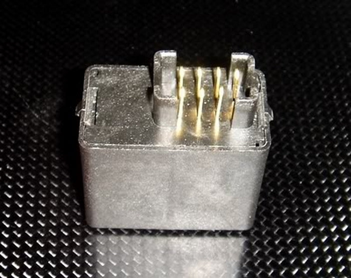 LED Flasher Relay Plug-n-Play M109R C109 M50 C90 GSX650F GSF1250 GSR AN400 DRZ