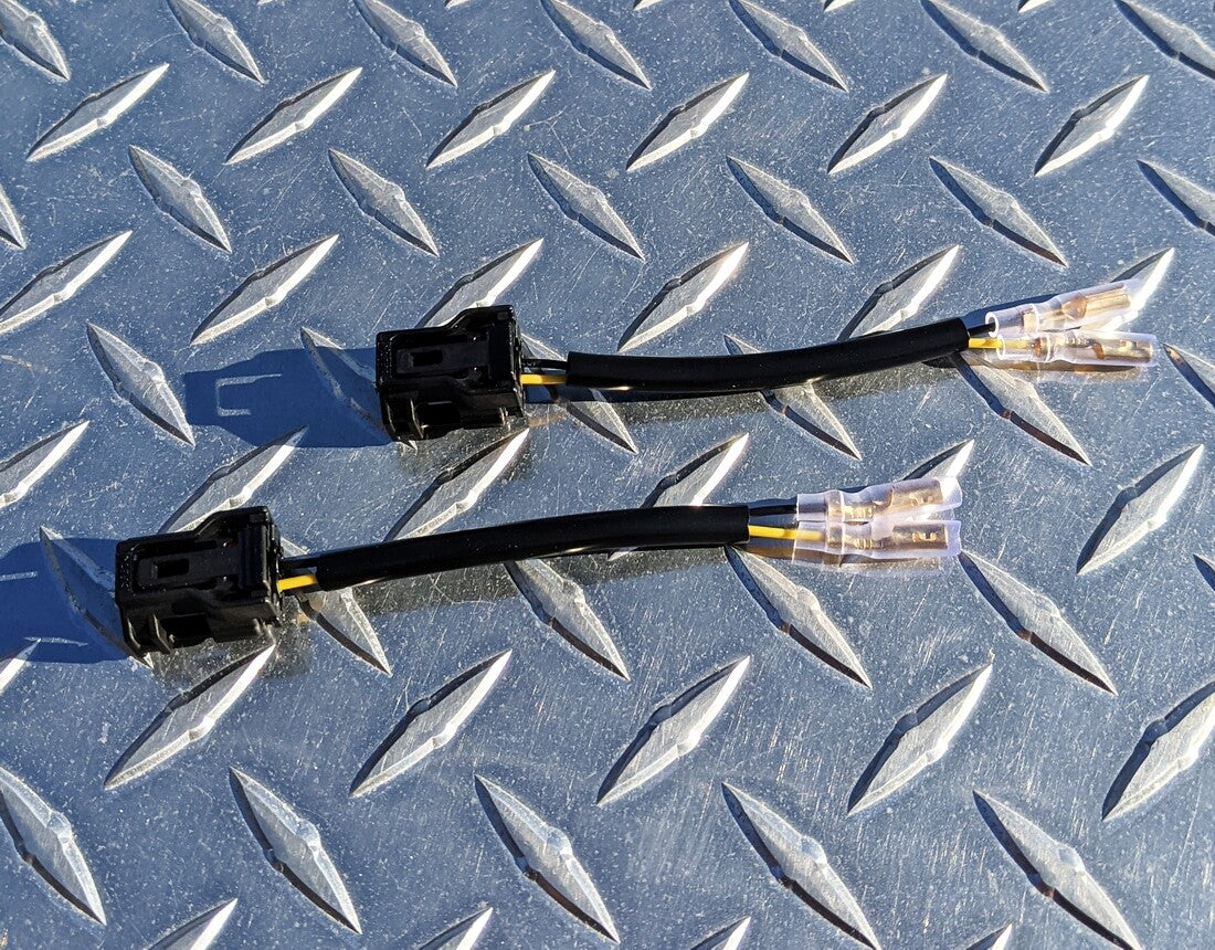 2022 + Yamaha R3 Turn Signal Adapter Plugs / Indicator Connectors 2023 2024