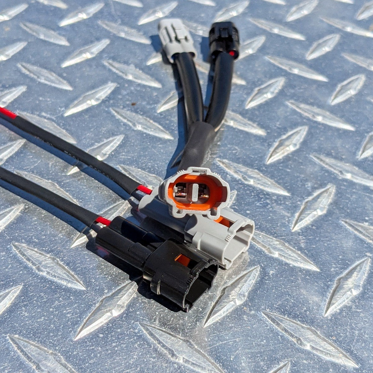 CFMoto Accessory Power Splitter Cable 300SR 450NK 450SR 700MT 800NK 800MT-X IBEX